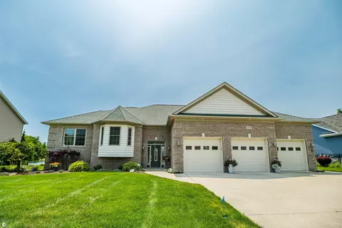 5653 N Lk, Kimball, MI 48074