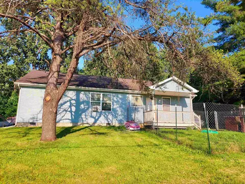 8605 S Coolidge, Farwell, MI 48622