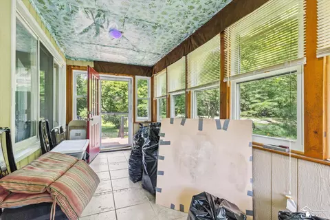 27487 Goddard, Romulus, MI 48174 photo 8