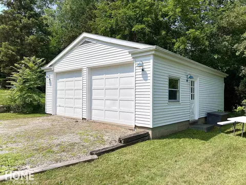 645 Third, Owosso, MI 48867 photo 73