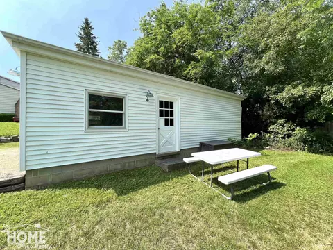 645 Third, Owosso, MI 48867 photo 74