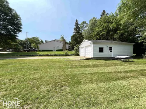645 Third, Owosso, MI 48867 photo 72