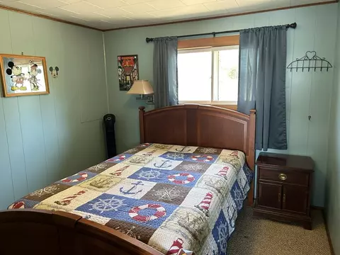 5648 Lakeside Dr, Gladwin, MI 48624 photo 5