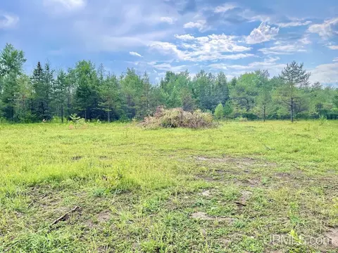 9987 E K10 17th, Rapid River, MI 49878 photo 3