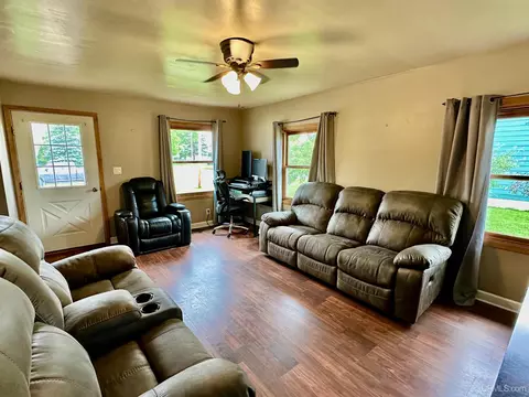 1855 Hewitt, Ishpeming, MI 49849 photo 8