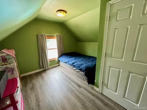 1855 Hewitt, Ishpeming, MI 49849 photo 14
