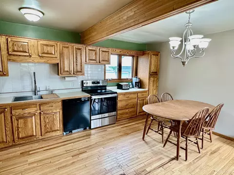 1855 Hewitt, Ishpeming, MI 49849 photo 3