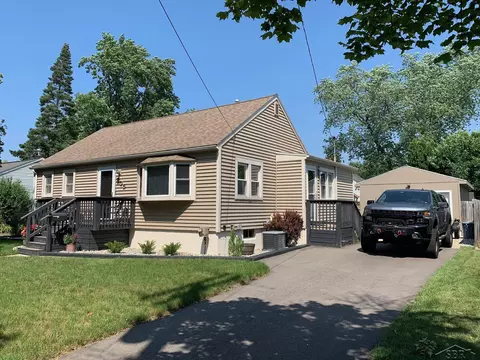 305 Burns, Essexville, MI 48732
