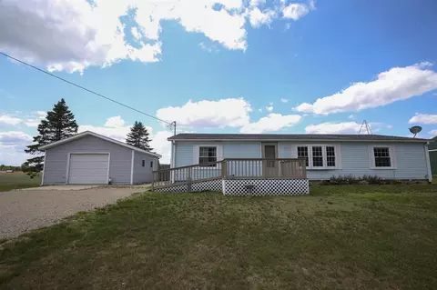 3648 N Bard, Sanford, MI 48657