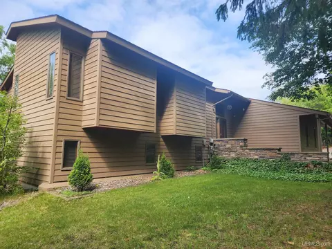 18802 Canal, Houghton, MI 49931