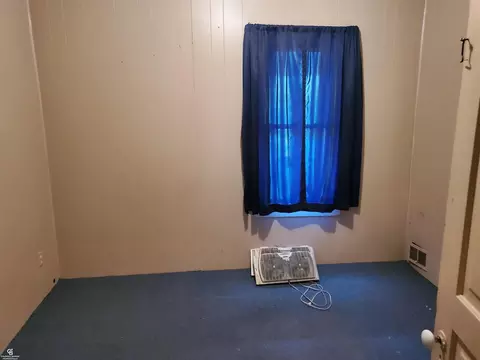 104 Spring, Yale, MI 48097 photo 10