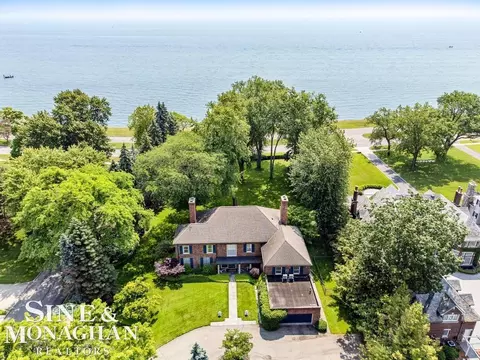 681 Lake Shr, Grosse Pointe Shores, MI 48236