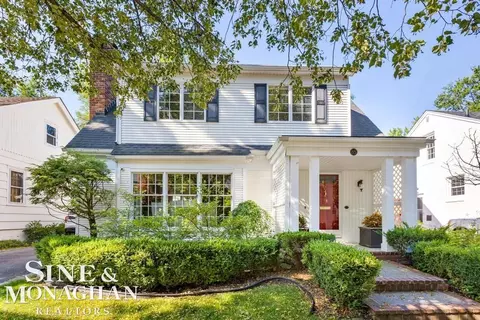 85 Mapleton, Grosse Pointe Farms, MI 48236