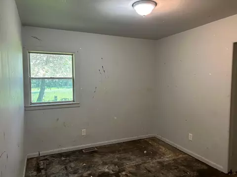 619 Partridge, Flint, MI 48503 photo 6