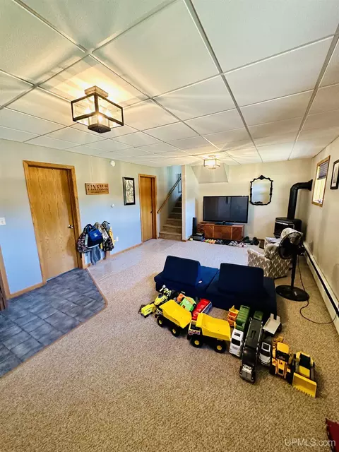 120 Mitchell, Negaunee, MI 49866 photo 29
