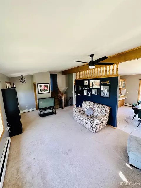 120 Mitchell, Negaunee, MI 49866 photo 4