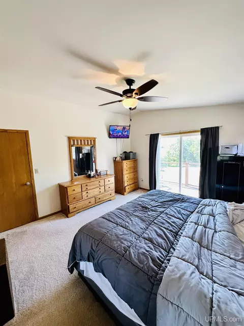 120 Mitchell, Negaunee, MI 49866 photo 18