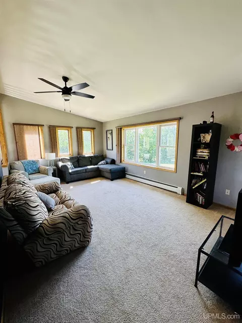 120 Mitchell, Negaunee, MI 49866 photo 7