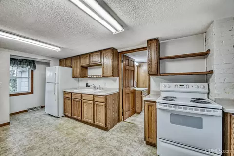 609 Second, Norway, MI 49870 photo 13