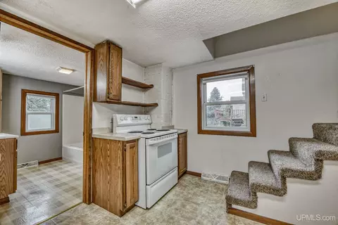 609 Second, Norway, MI 49870 photo 14
