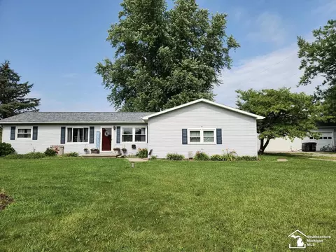 13611 Dunlap, La Salle, MI 48145