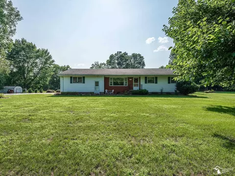 1976 Wells, Dundee, MI 48131