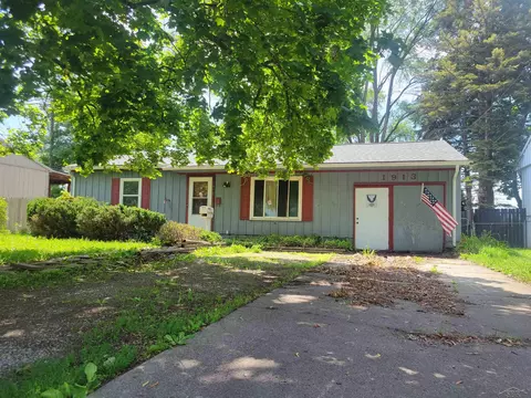 1913 Arthur, Saginaw, MI 48602