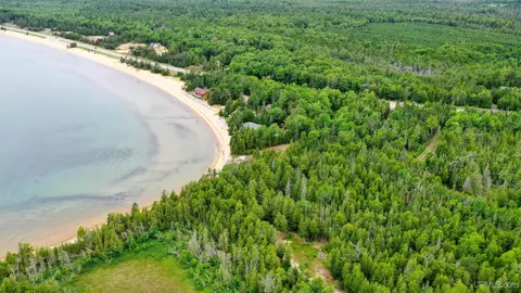 Tbd Us2, Manistique, MI 49854