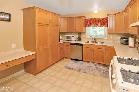 630 Pleasant, Algonac, MI 48001 photo 31
