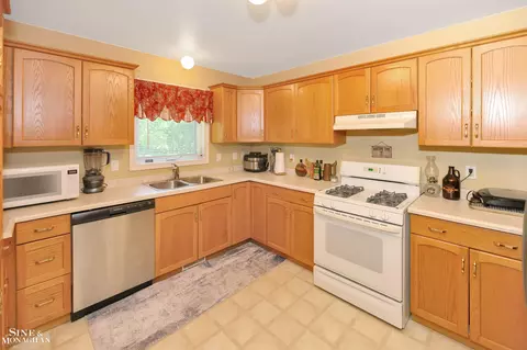 630 Pleasant, Algonac, MI 48001 photo 29