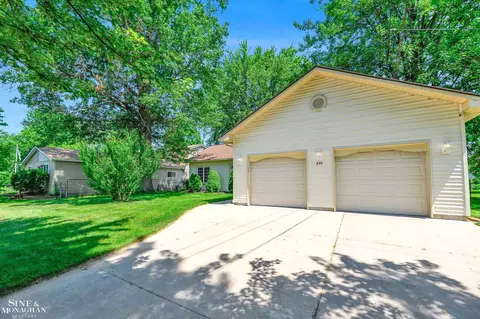 630 Pleasant, Algonac, MI 48001 photo 3