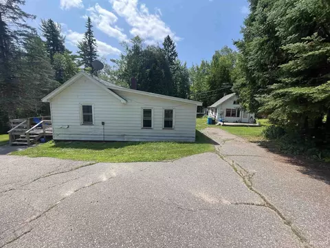 2530 Division, Marquette, MI 49855