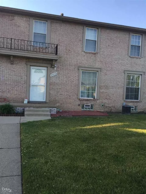 35263 Turner, Sterling Heights, MI 48312