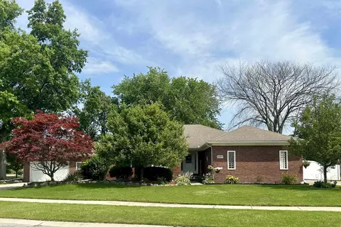35477 Brooke, New Baltimore, MI 48047
