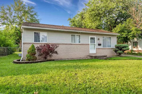 3895 Poplar, Warren, MI 48091