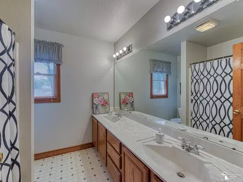 1489 Stonegate, Temperance, MI 48182 photo 35