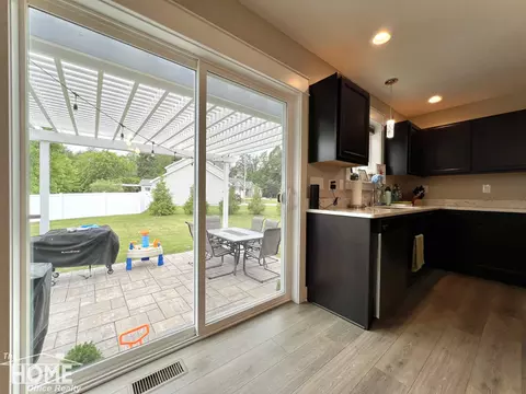 1441 Jackson, Owosso, MI 48867 photo 11