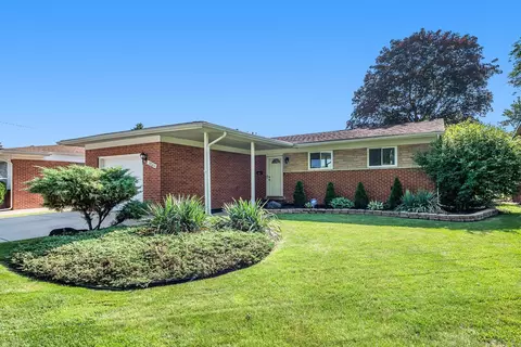 28604 Newport, Warren, MI 48088