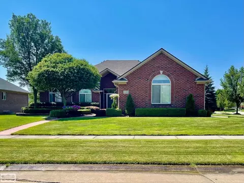 21298 Flag, Macomb, MI 48042