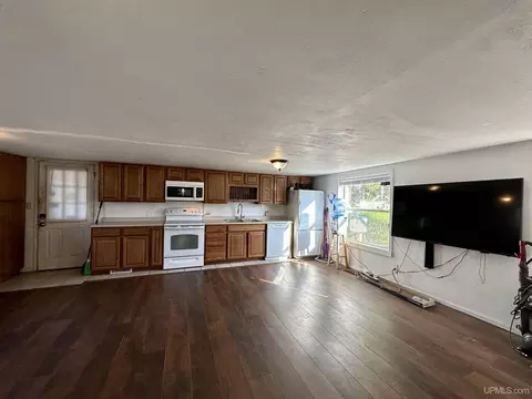 10675 Co Rd 476, Ishpeming, MI 49849 photo 7