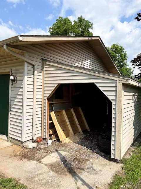 1605 E Deckerville, Caro, MI 48723 photo 7