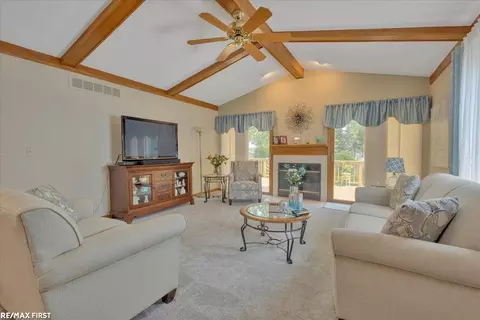 48742 Windmill Cir E, Macomb, MI 48044 photo 10