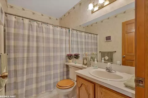 48742 Windmill Cir E, Macomb, MI 48044 photo 19