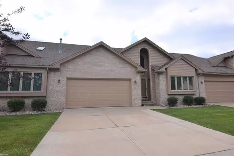32910 Whispering, Chesterfield, MI 48047