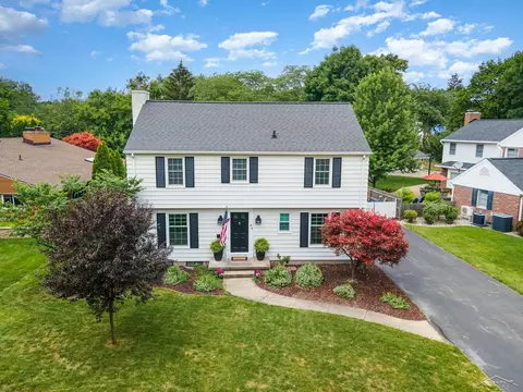 64 Benton, Saginaw, MI 48602