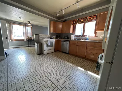 114 Stanton, Mohawk, MI 49950 photo 11