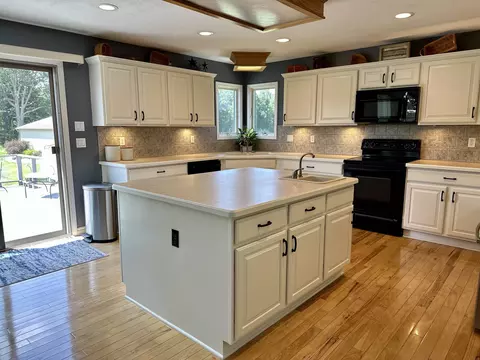 6006 Lytle, Corunna, MI 48817 photo 5