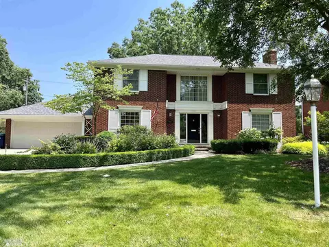 1044 Whittier, Grosse Pointe Park, MI 48230