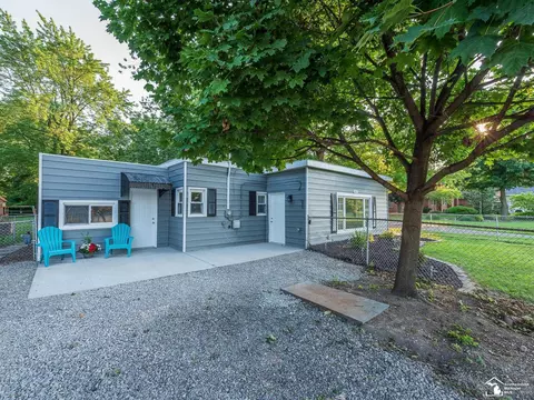 6323 E Dunbar, Monroe, MI 48161