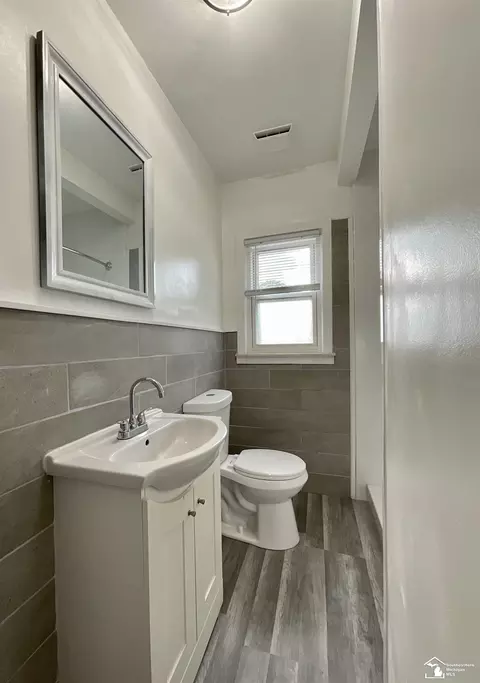 904 E 9th, Monroe, MI 48161 photo 13